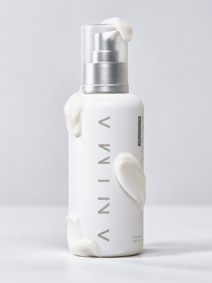 Flacone di Emulsione Detergente ANIMA con tocchi di texture